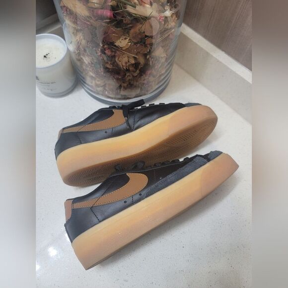 Nike Blazer Platform Women's Sneakers size 7 - Picture 7 of 11